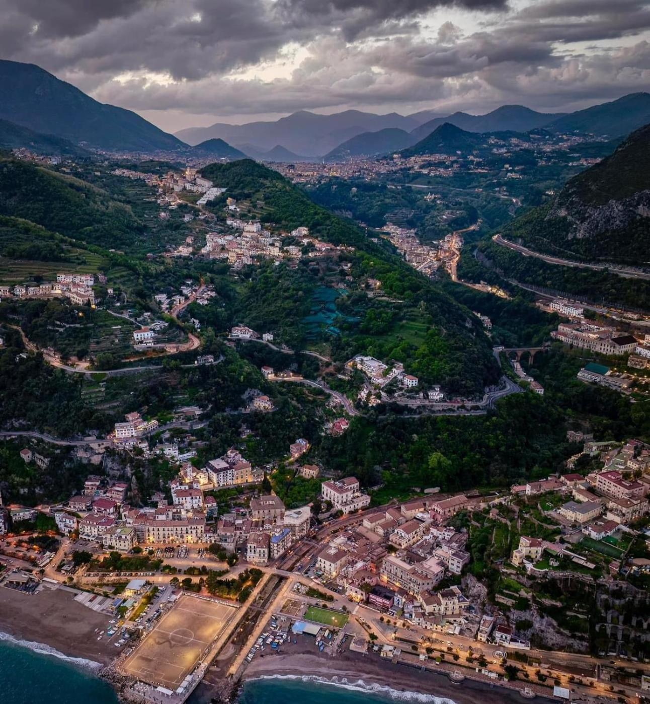 Apartament Vietri In Centro - Costa D'Amalfi Zewnętrze zdjęcie